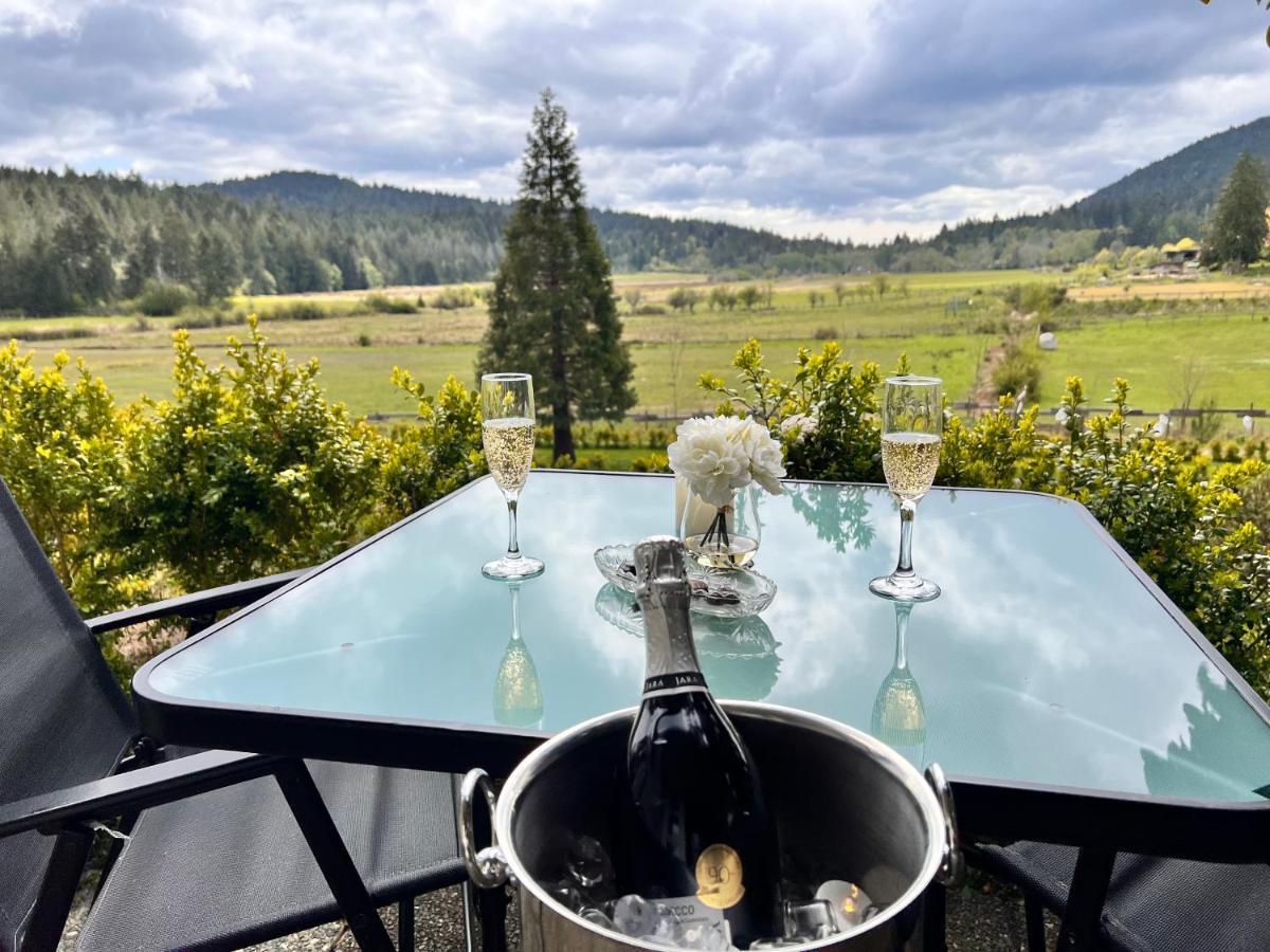 Woodstone Manor Inc. Otel Sturdies Bay Dış mekan fotoğraf